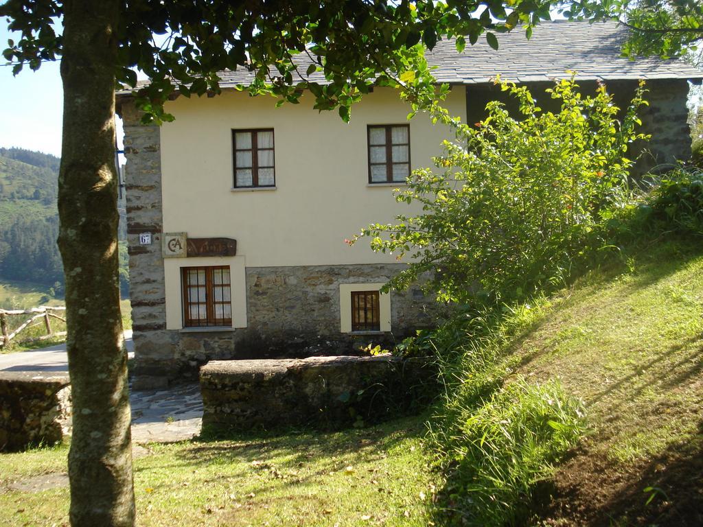 Landhuis Casa De Aldea Vache Naraval