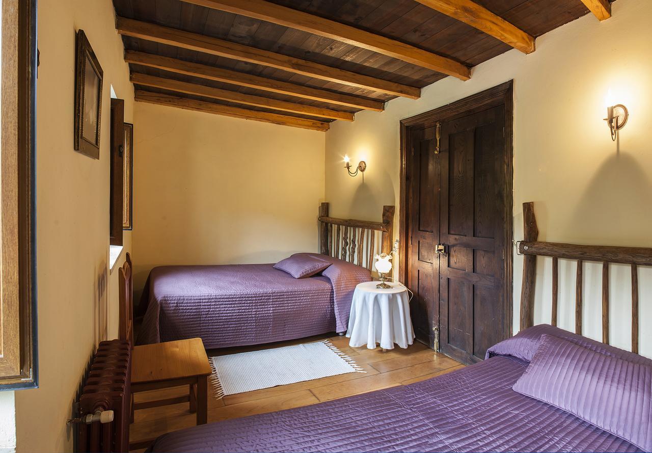 Casa De Aldea Vache Naraval
